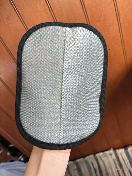 Gants pour Enlever les Poils d'Animaux — photo d'un client 4